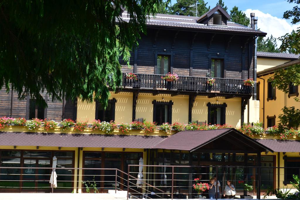 Parco Dei Pini - Sila Wellness Hotel Taverna  Buitenkant foto